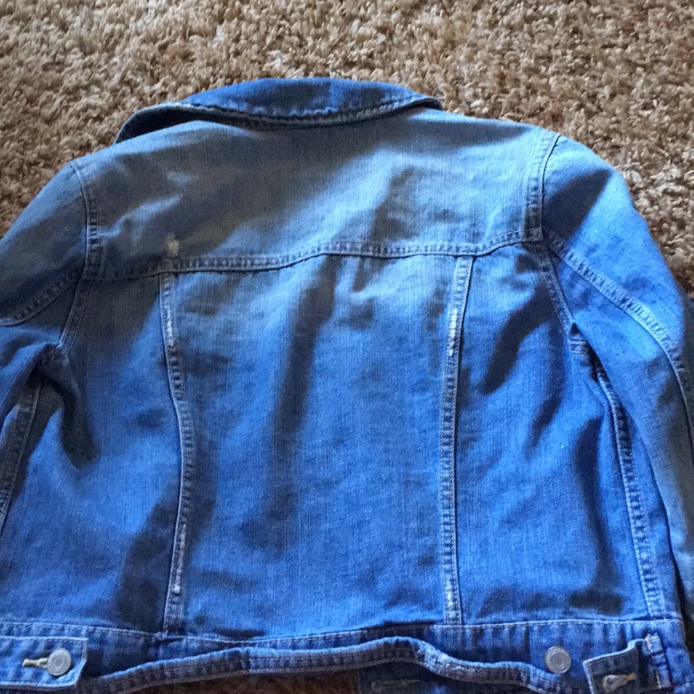 Distressed jean jacket - Picture 3 of 3